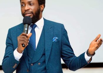 Alerte-Cameroun : un pasteur fait une prophétie inquiétante sur l&rsquo;aviation civile !